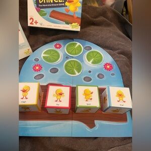Peaceable Kingdom Boardgame Duck Duck Dance Box